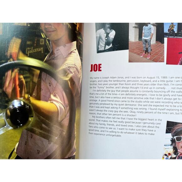 Burning Up on Tour with the Jonas Brothers coffee table book by Jonas brothers - Picture 6 of 6